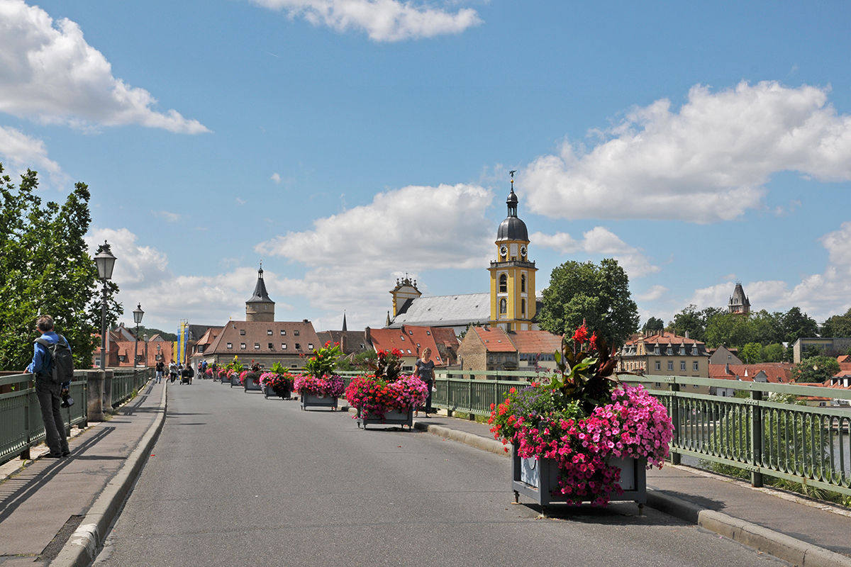 Kitzingen - die Alte Mainbrücke