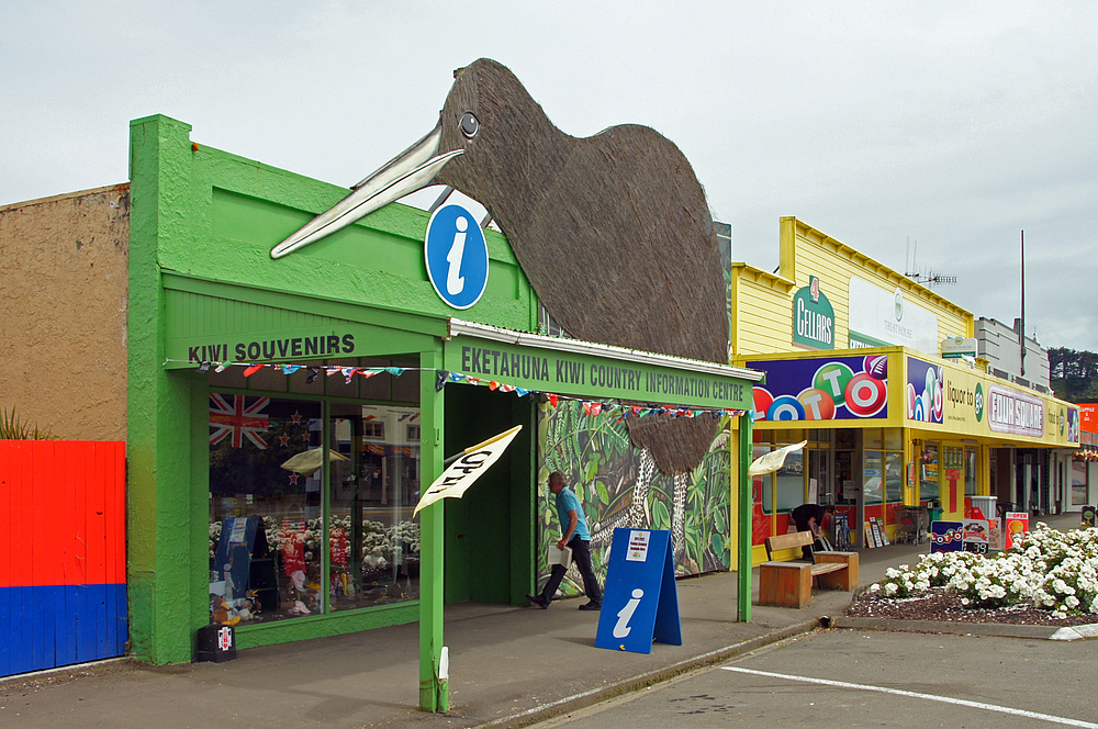 ..Kiwi Souvenirs..