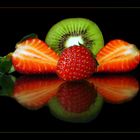 Kiwi und Erdbeeren