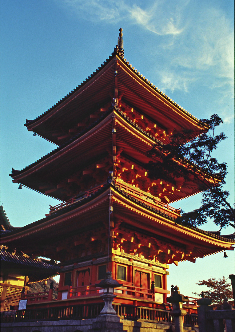 Kiyomizudera Temple 05