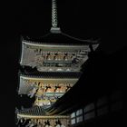 Kiyumizu-dera by night