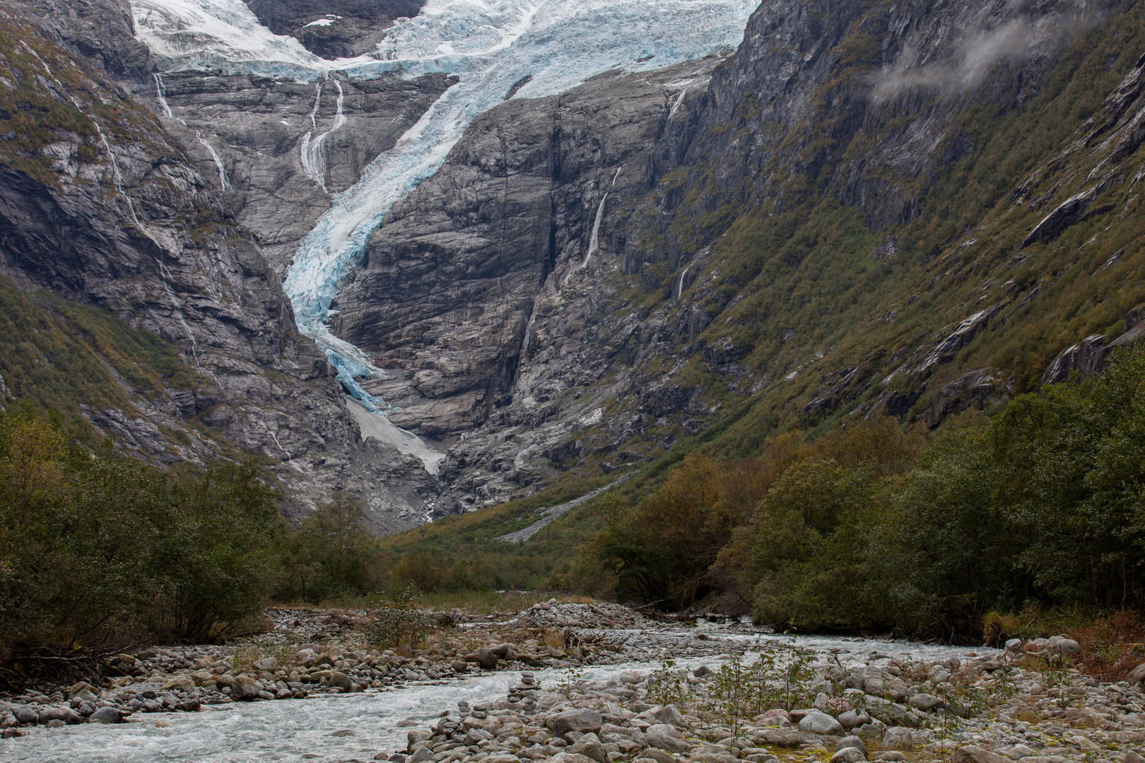 Kjenndalsbreen_1