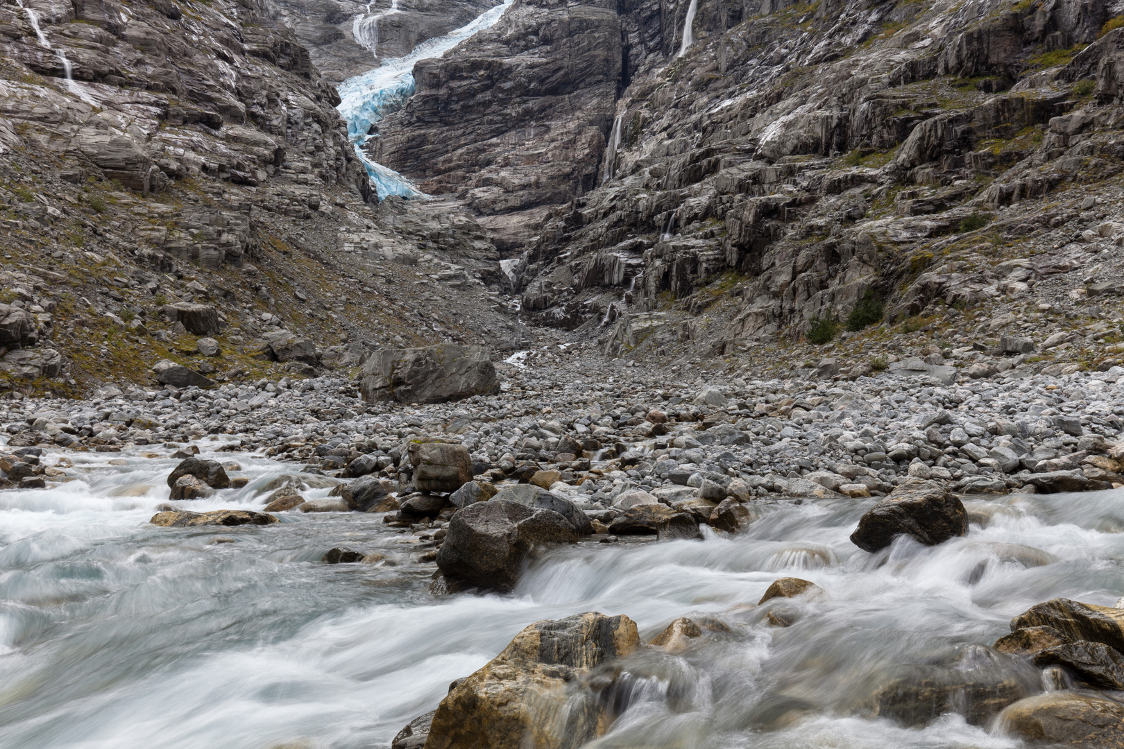 Kjenndalsbreen_2