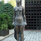 KKM - Mädchen in Bronze