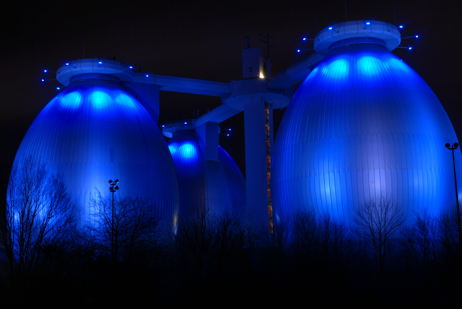 Kläranlage Bottrop bei Nacht