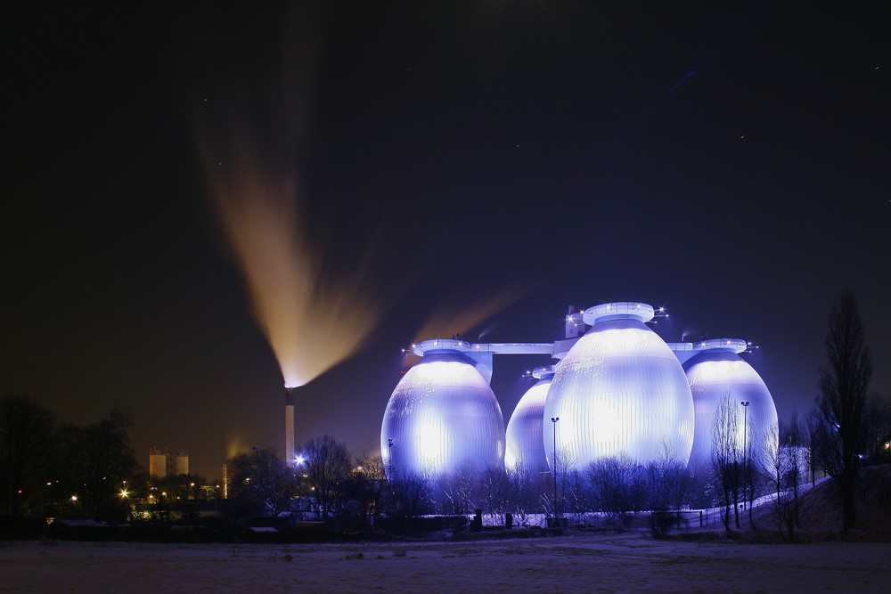 Klärwerk Bottrop bei Nacht