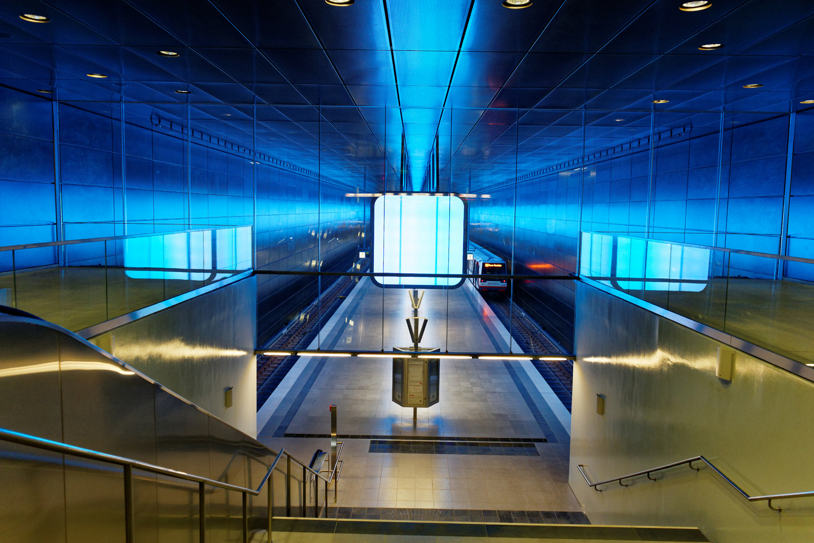 Klang Licht Konzert in der U Bahn Station