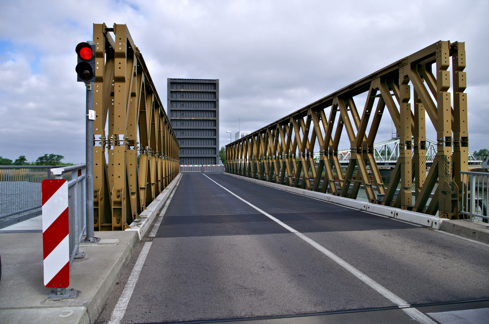 Klappbrücke 1