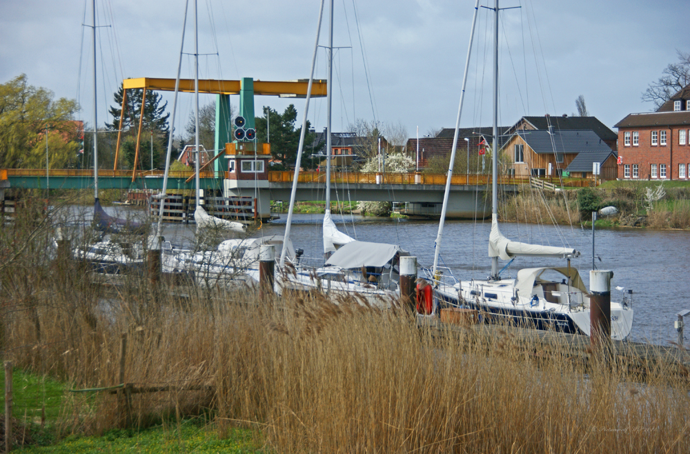 Klappbrücke über die Stör in Heiligenstedten bei Itzehoe