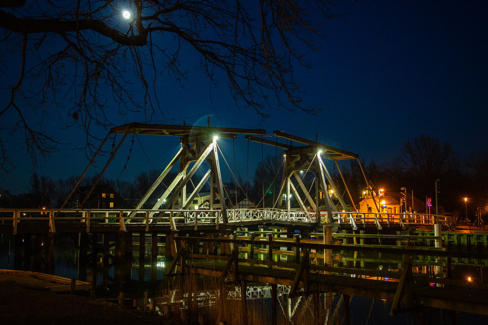 Klappbrücke Wieck - ein Hauch von C.D.Friedrich