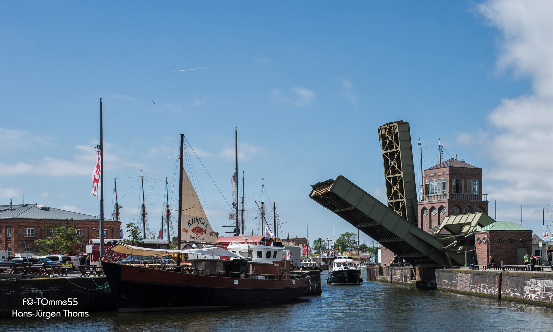 Klappbrücken zwischen Alten und Neuen Hafen