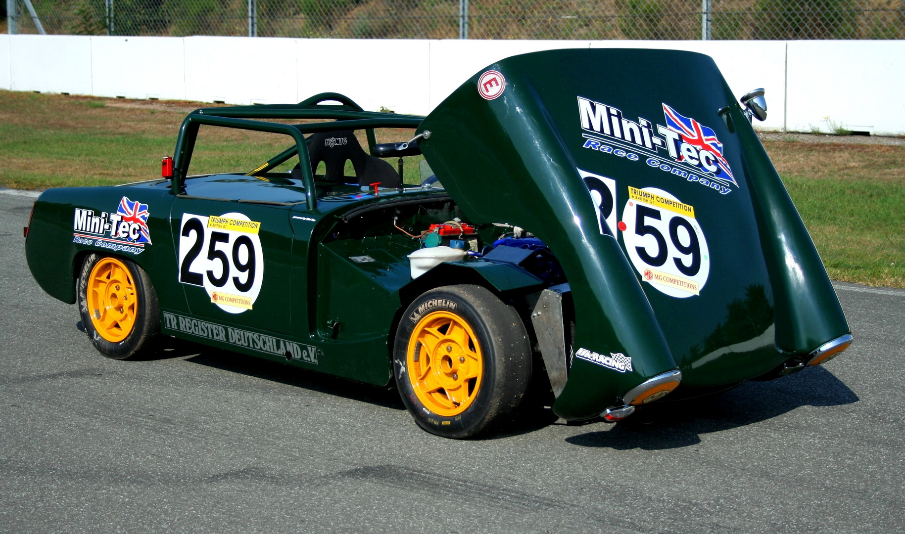 Klappe auf beim MG Midget