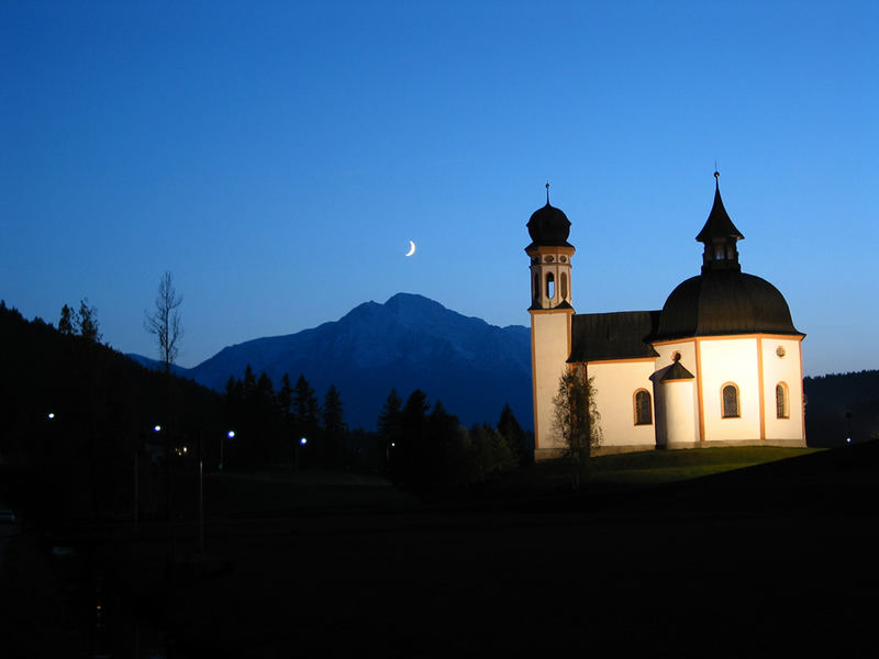 Klare Mondnacht in Seefeld Tirol von Rudolf Zoechling