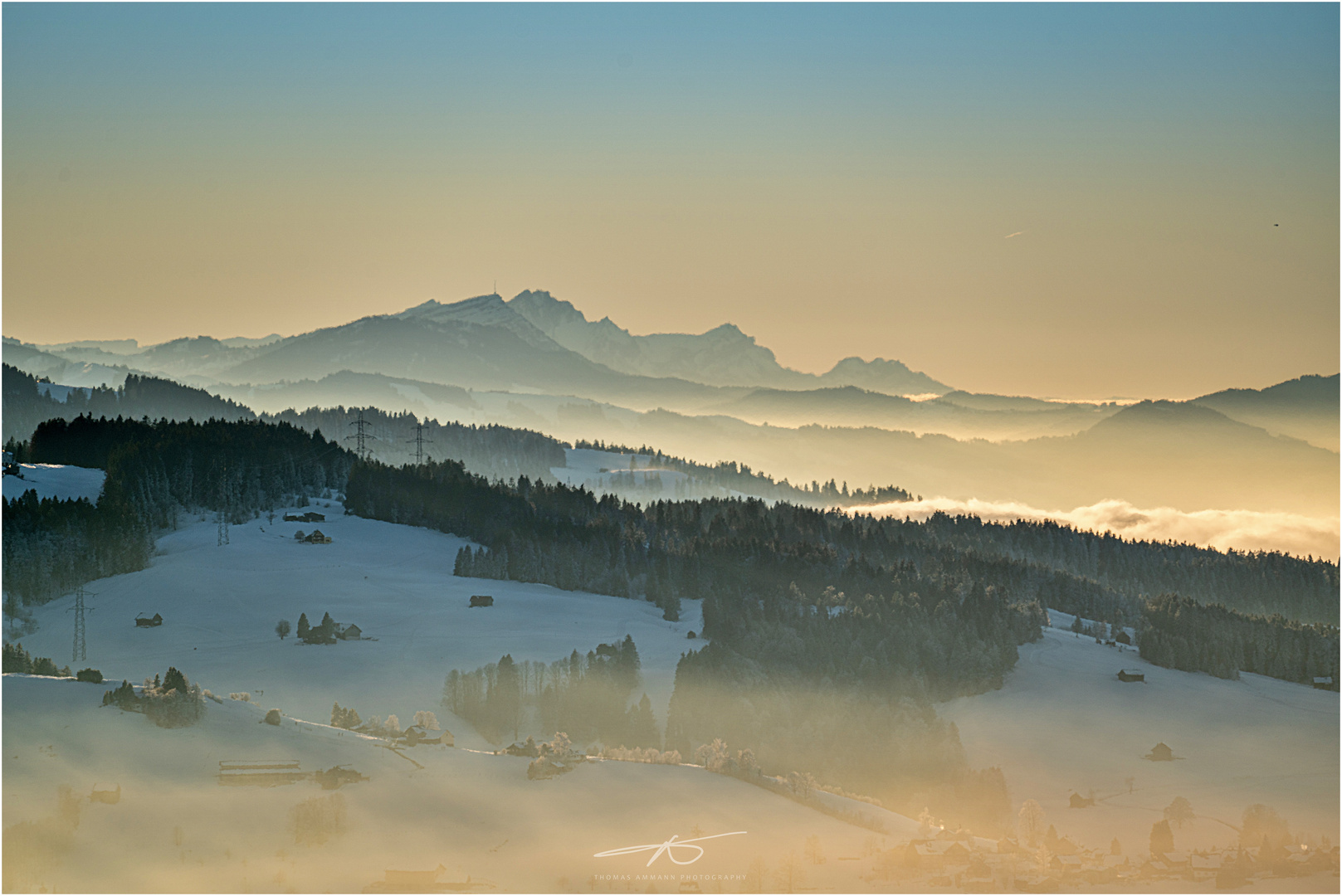 Klare Sicht über dem Hochnebel