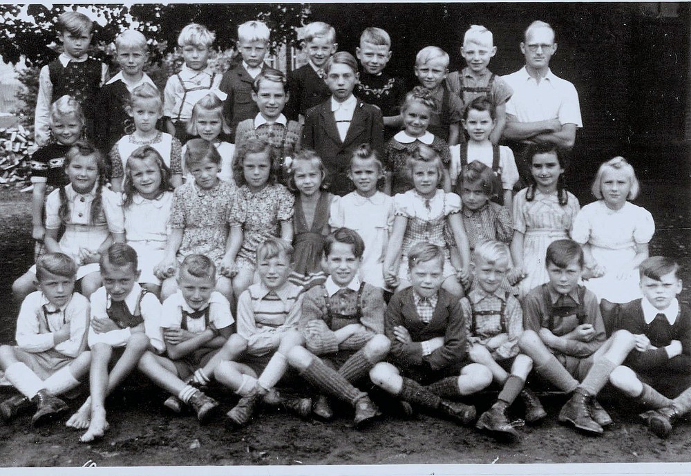 Klassenfoto Jahrgänge 1939-1941