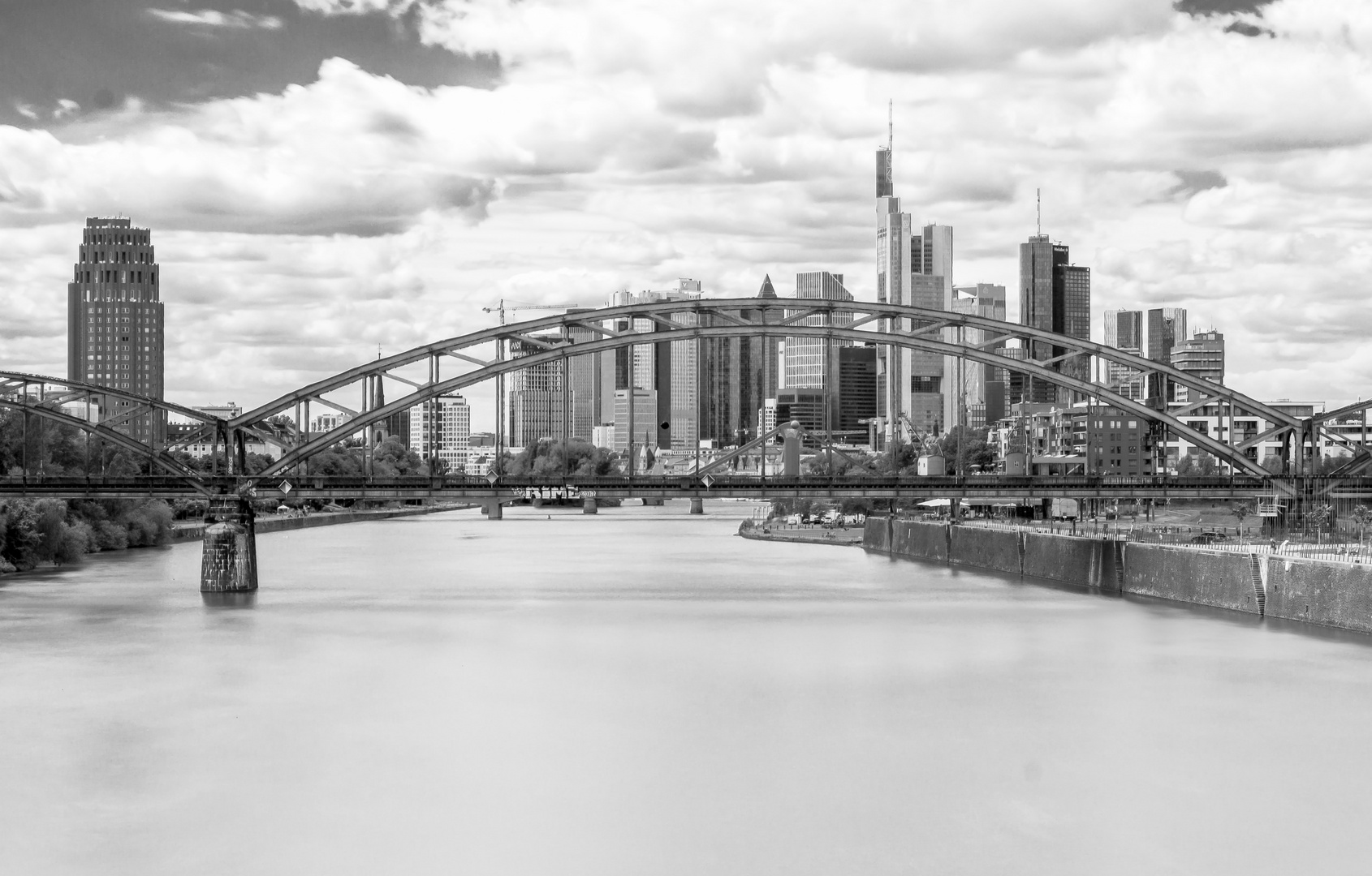 Klassiker Frankfurt Skyline