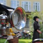 Klassikertreffen: Fahrradlampe mit Hintergründen