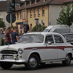 Klassikertreffen: Peugeot 403 – flott um die Ecke