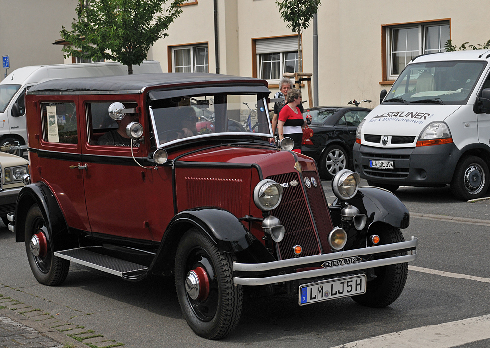 Klassikertreffen: Renault Primaquatre – mit Schlafaugen