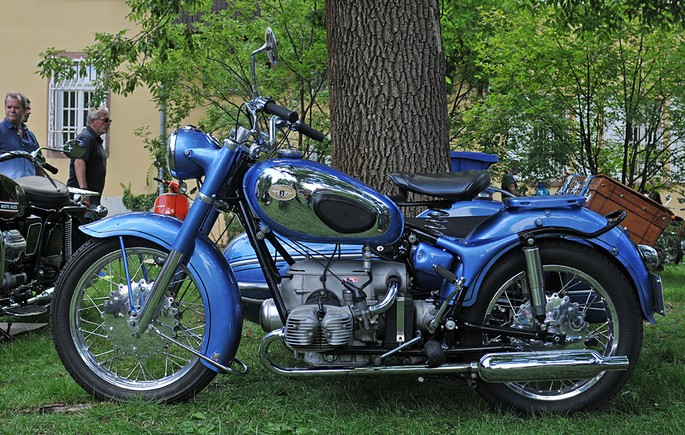 Klassikertreffen: Zündapp – Gespann KS 601 – Breitseite