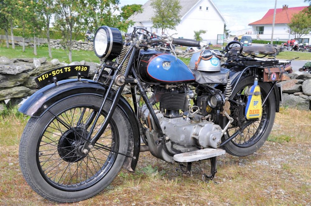 Klassische Motorraeder in Norwegen 1