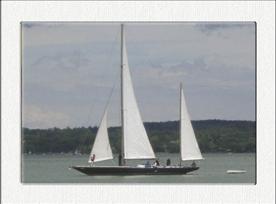 Klassische Segelyacht auf dem Ammersee