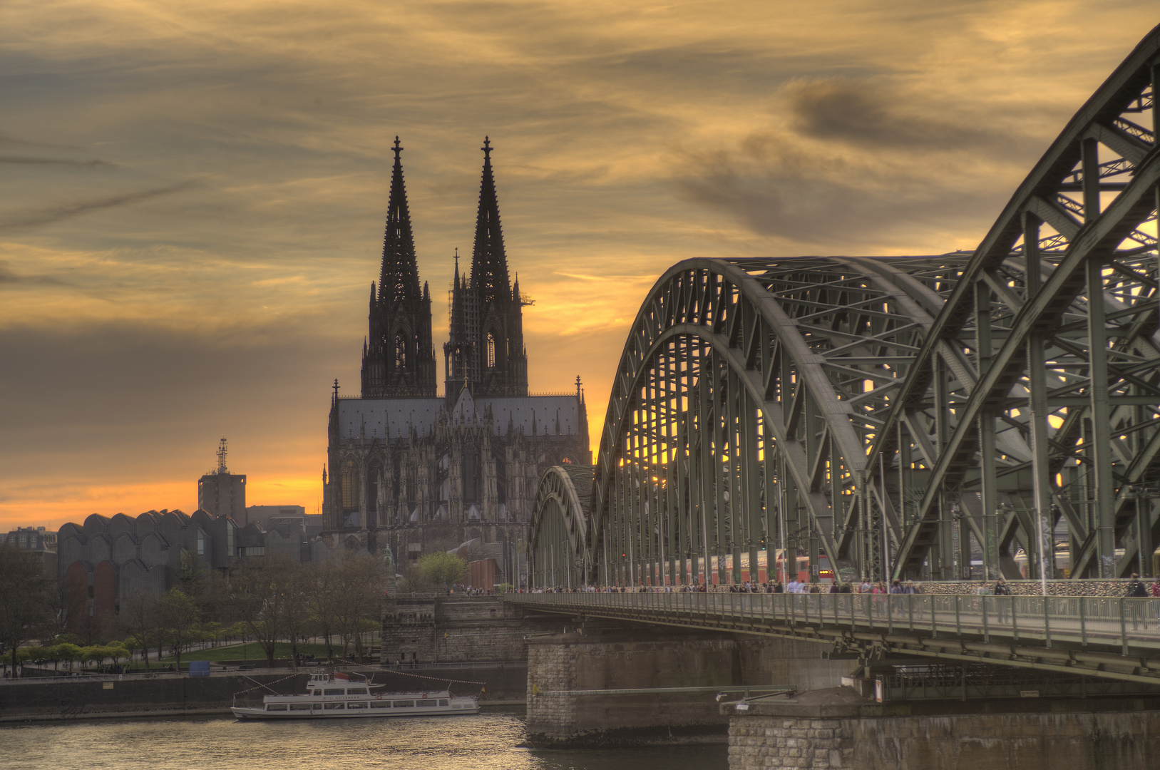 Klassische Sicht auf den Kölner Dom
