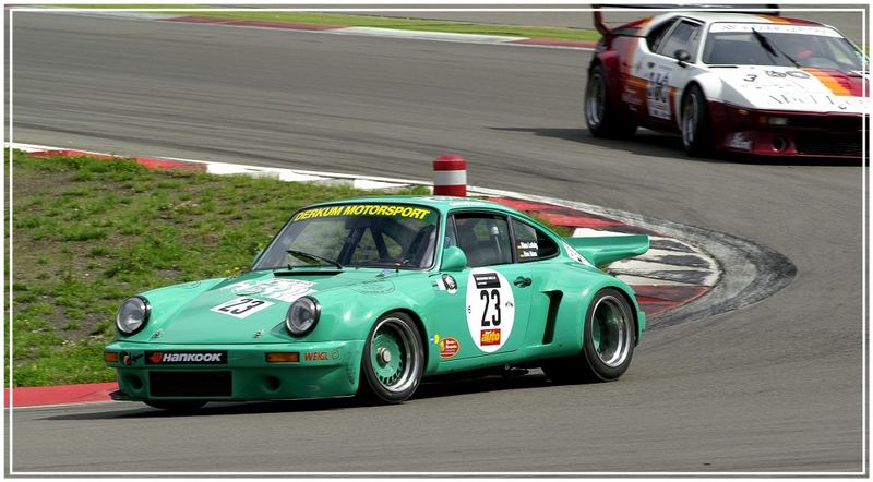 Klaus Ludwig in einem Porsche 911 Carrera 3,0 RSR