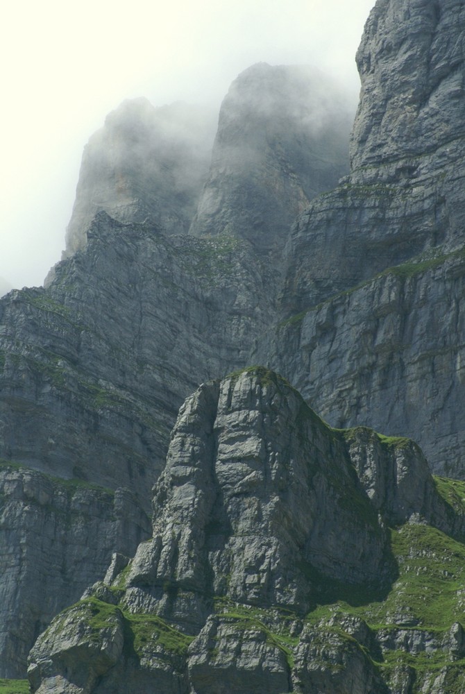 Klausenpass - an einem strahlend schönen Tag letzter Woche