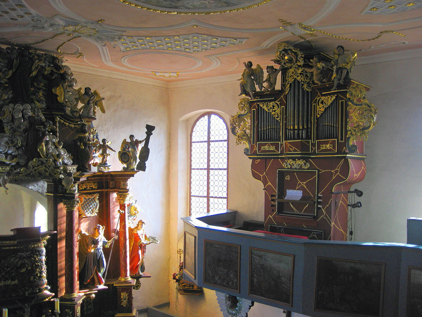 Klaussteinkapelle überm Ahorntal