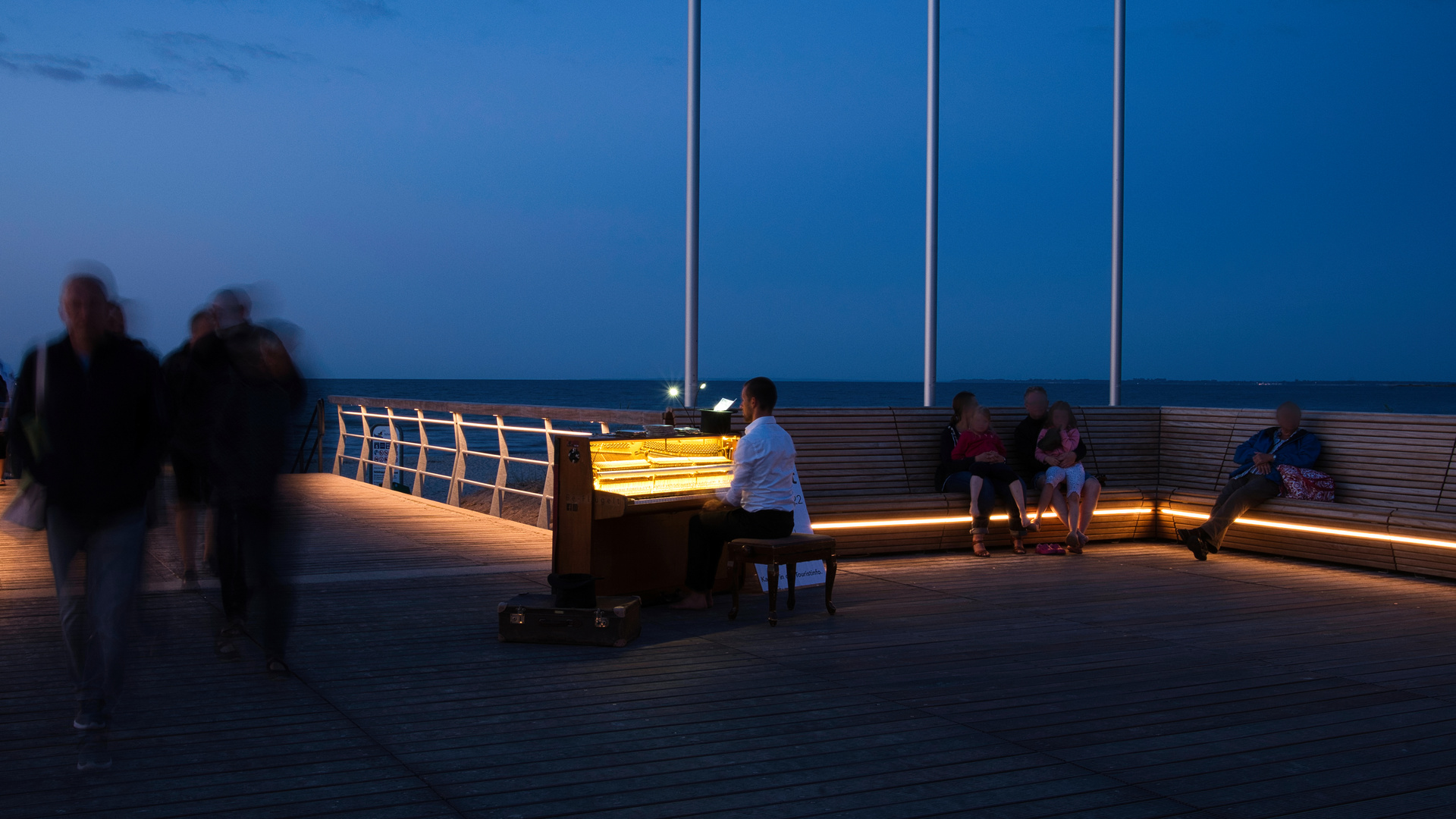 Klavierkonzert auf der Seebrücke Boltenhagen