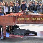 Klavierkonzert vor dem Kölner Dom