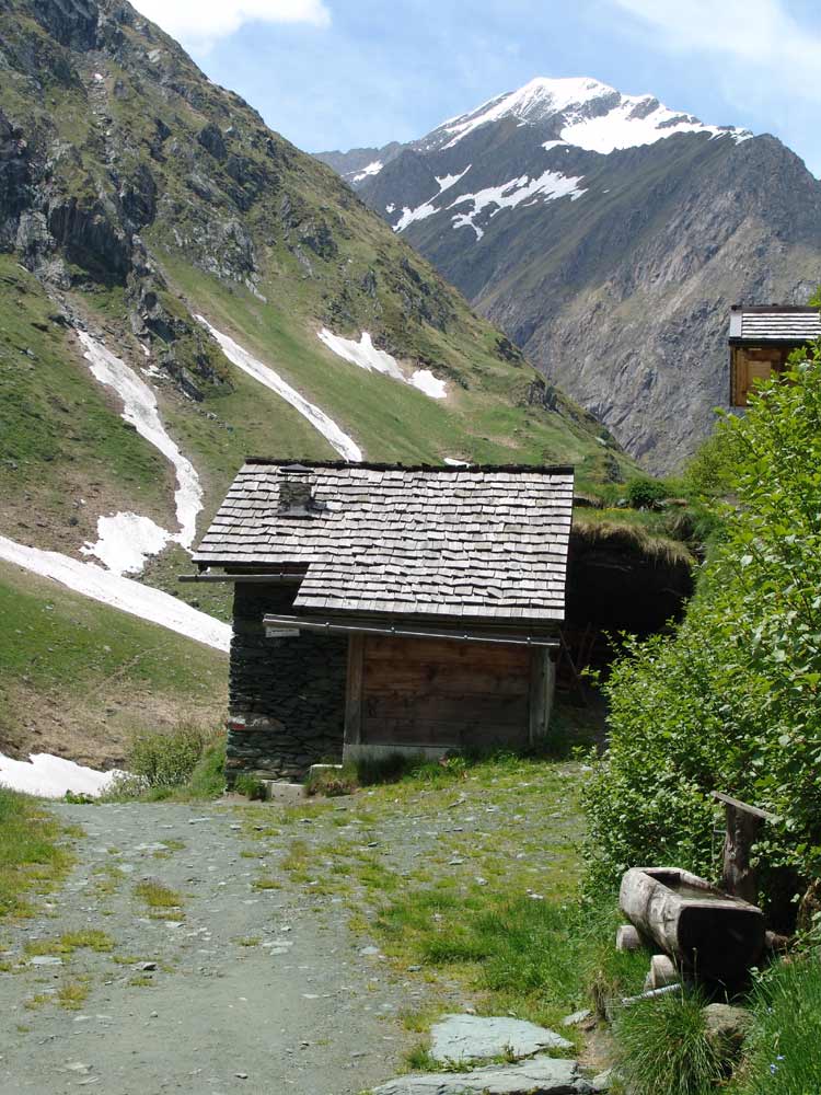 Kleine Almhütte bei den Umbalfällen