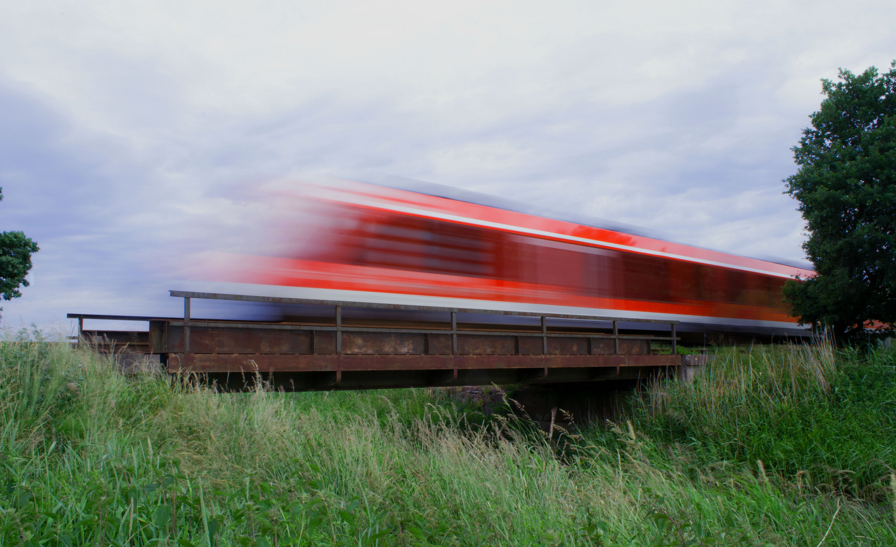 Kleine Bahnbrücke