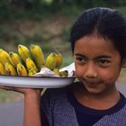 Kleine Bananenverkäuferin, Bali