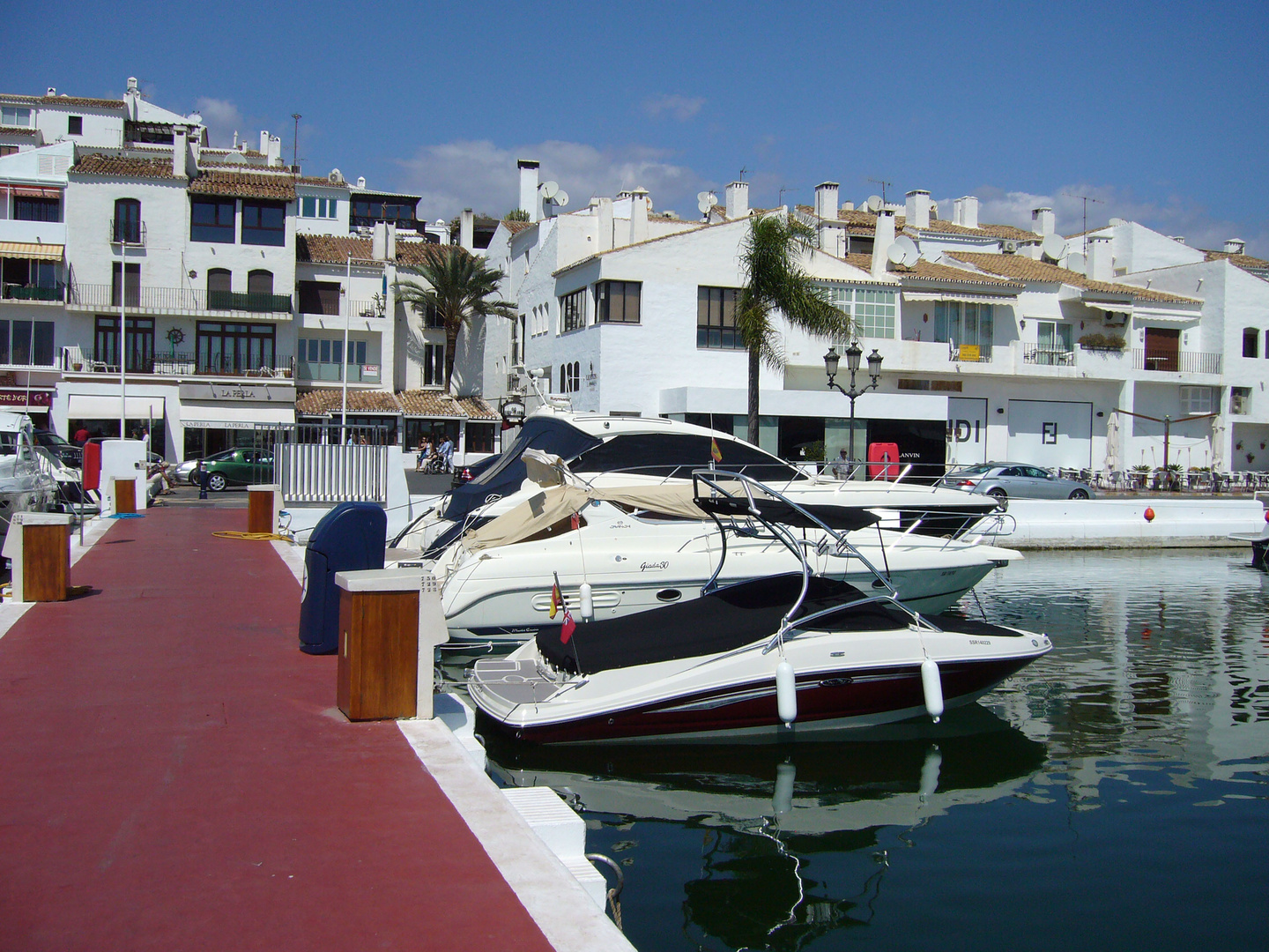 kleine Boote in Porto Banus