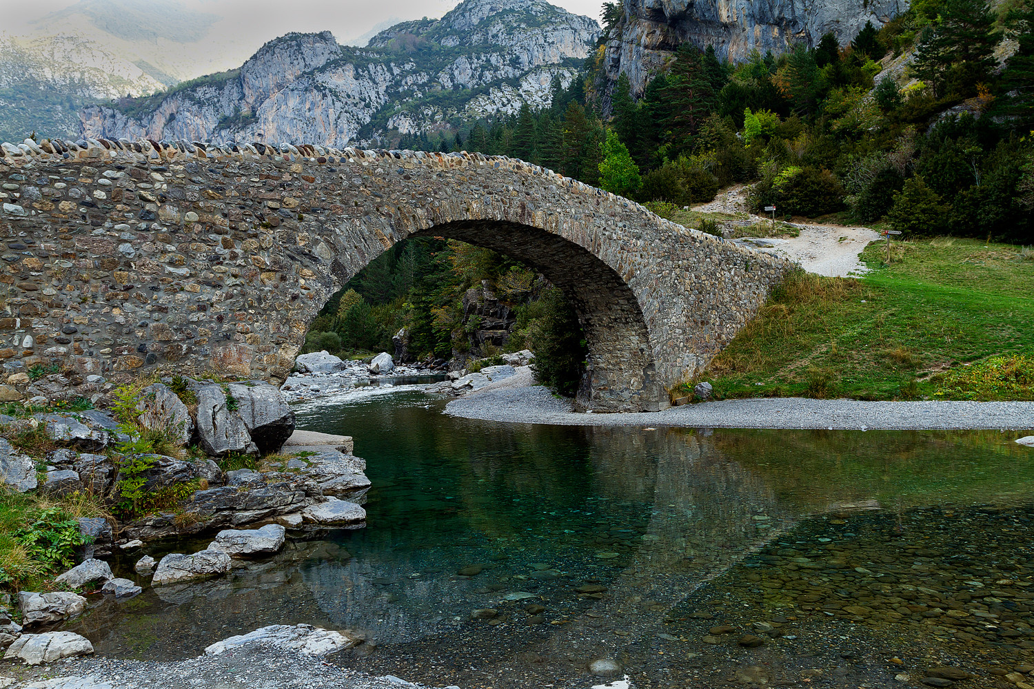 KLEINE BRÜCKE