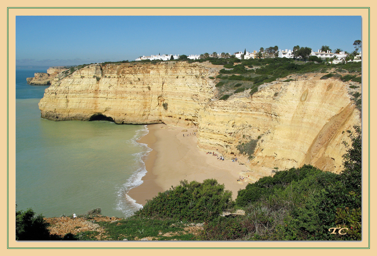 KLEINE BUCHT AN DER ALGARVE