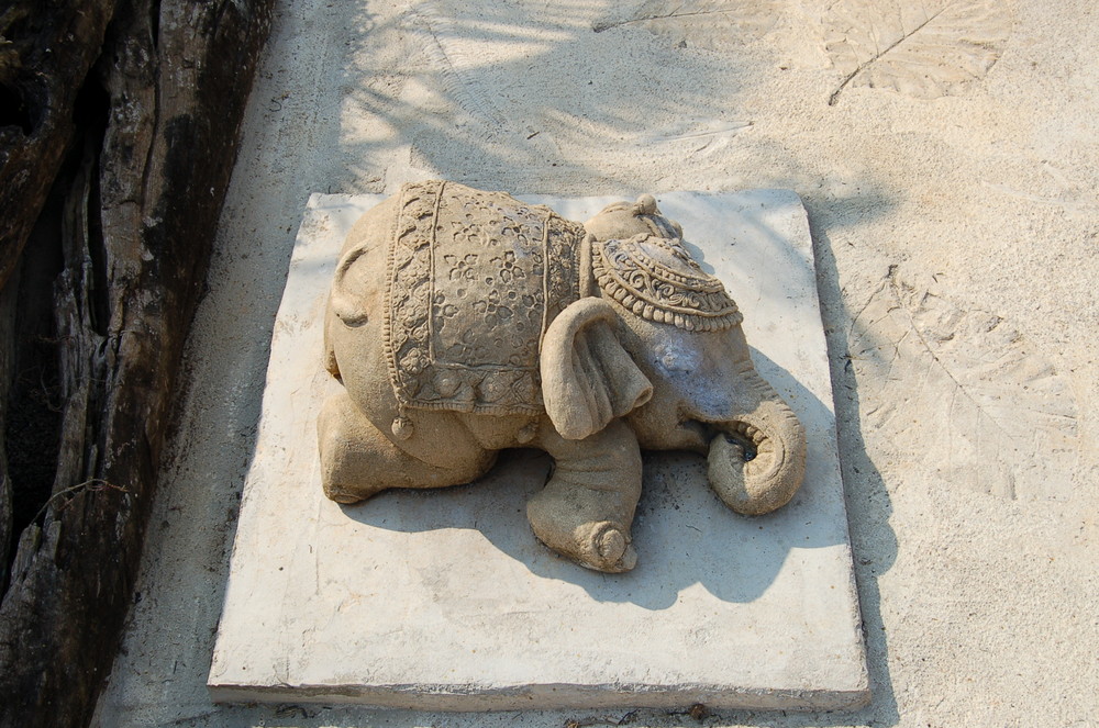 Kleine Elephantenstatue