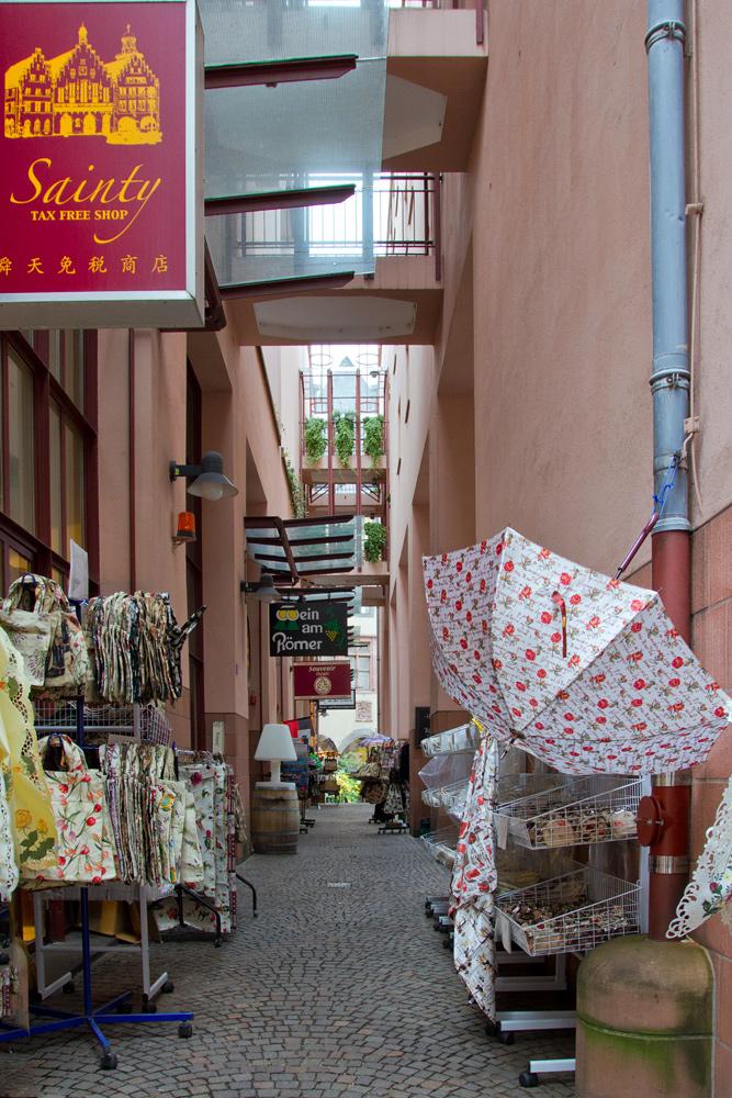 kleine Gasse in Frankfurt