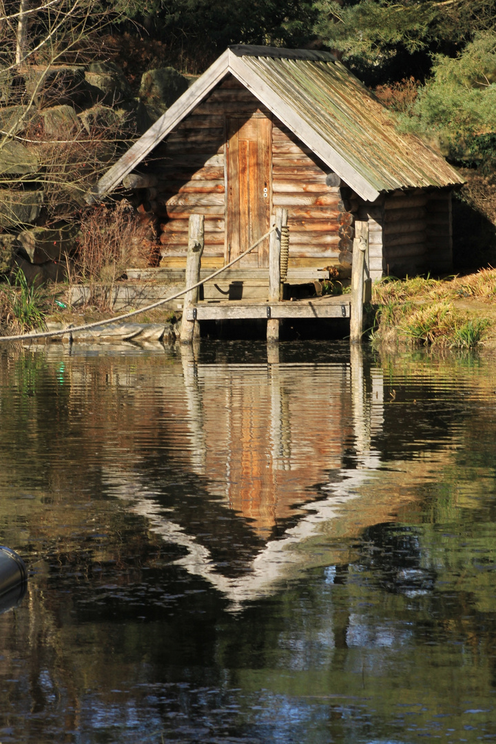 Kleine Holzhütte 