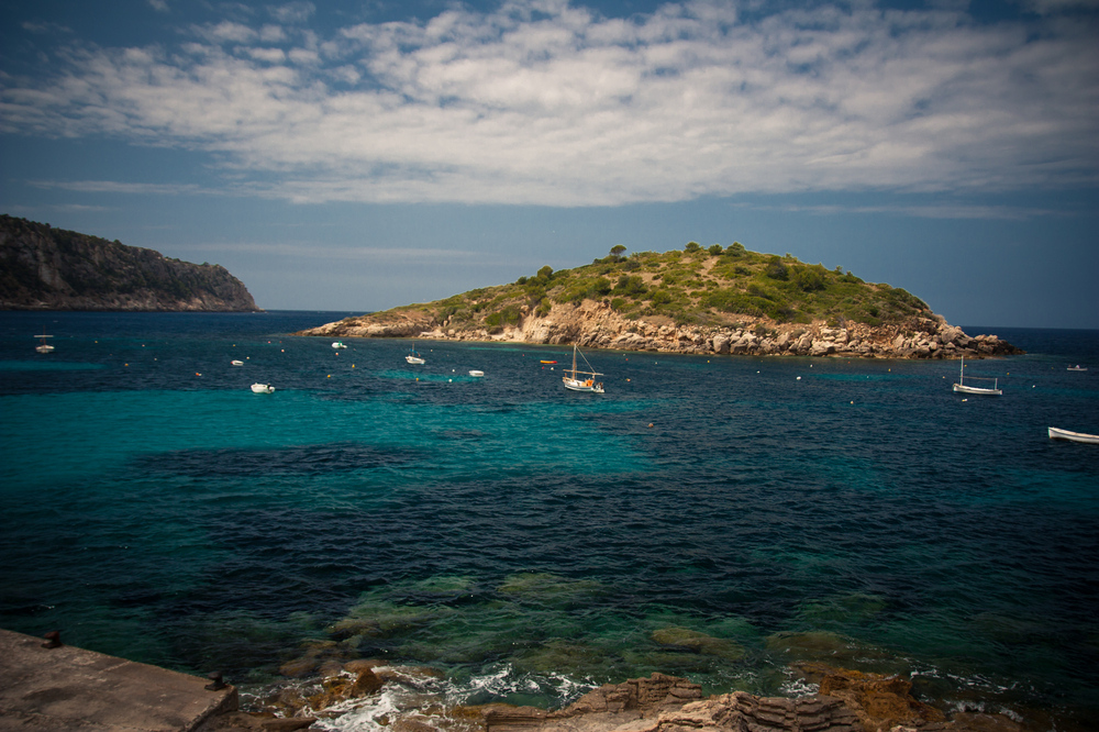 kleine Insel in der Bucht