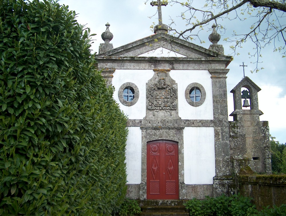 Kleine Kirche bei Porto (Portugal)