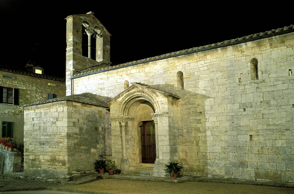 Kleine Kirche in der Toskana