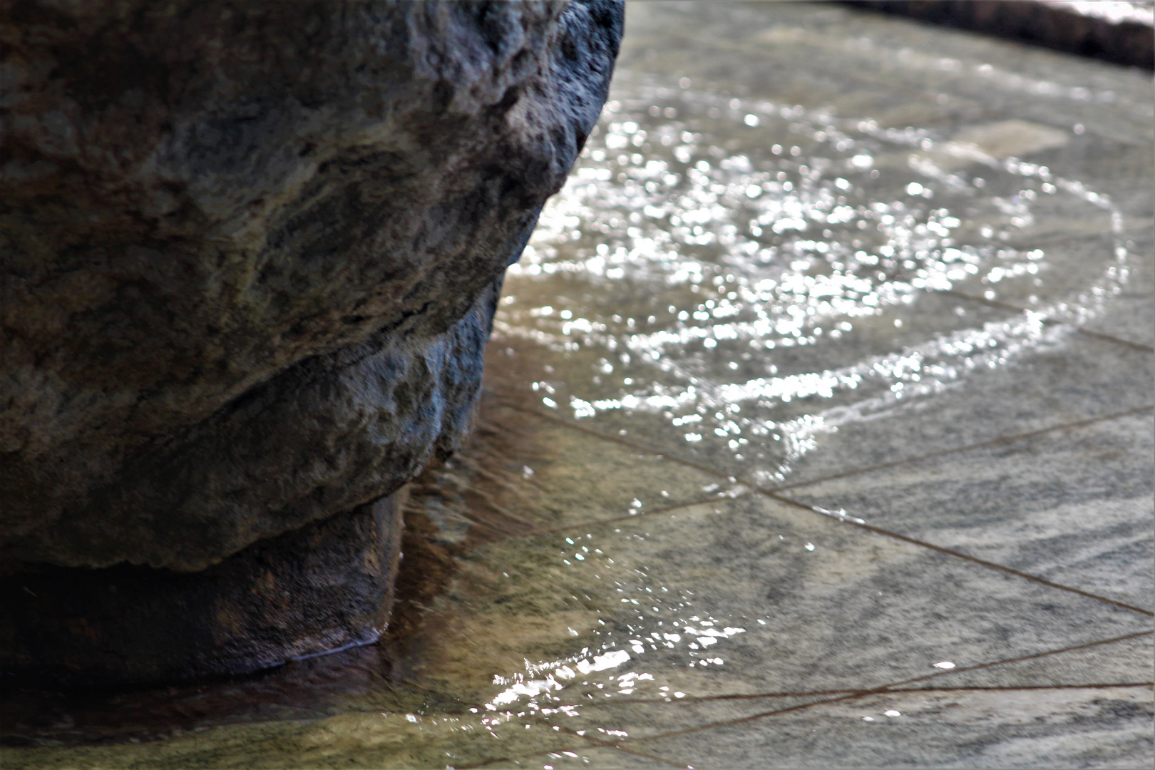 kleine Kreise im Wasser