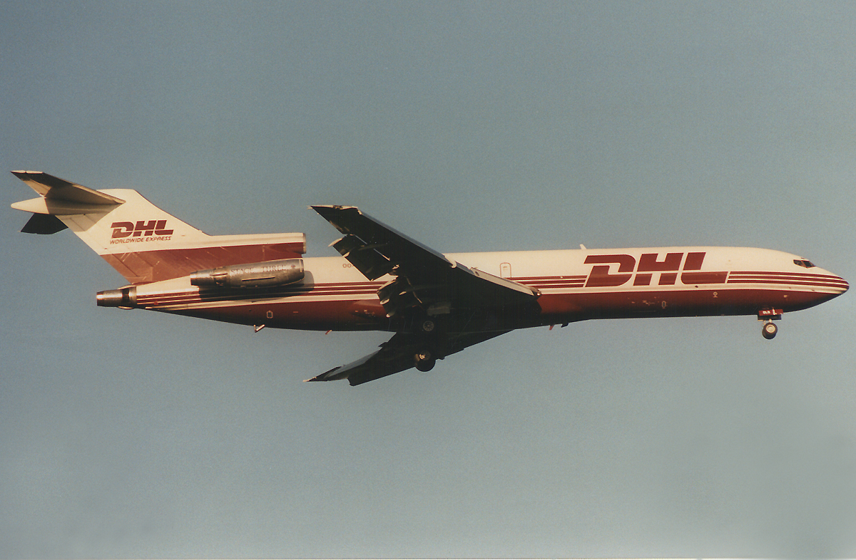 Kleine Luftfahrthistorie-DHL 727 im Anflug auf Köln/Bonn