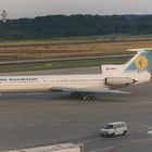 Kleine Luftfahrthistorie-Tupolev 154 B2 der Air Kasakstan