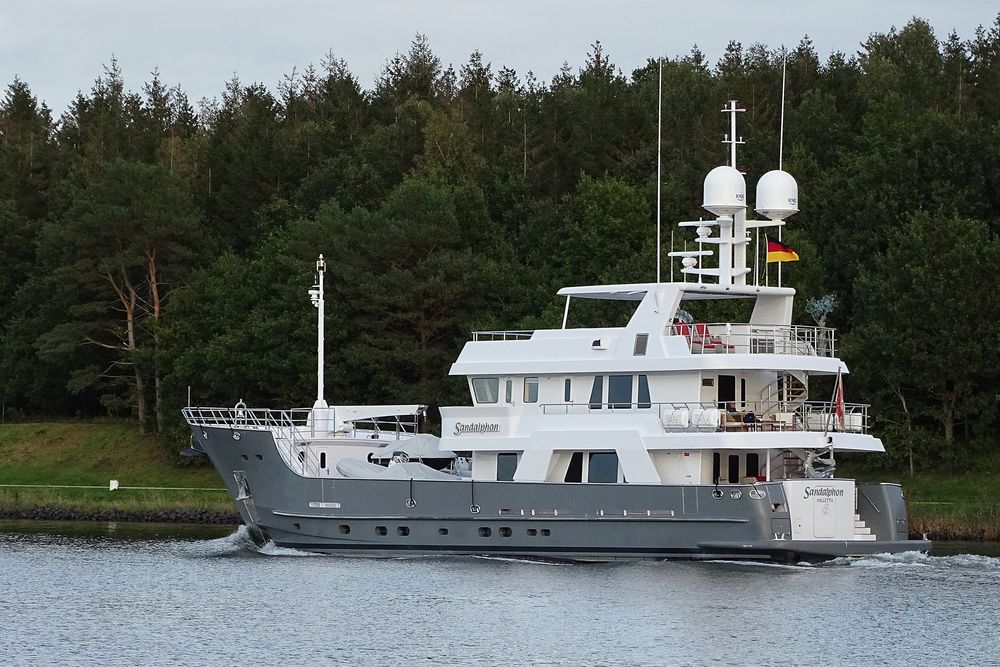 kleine Motoryacht 