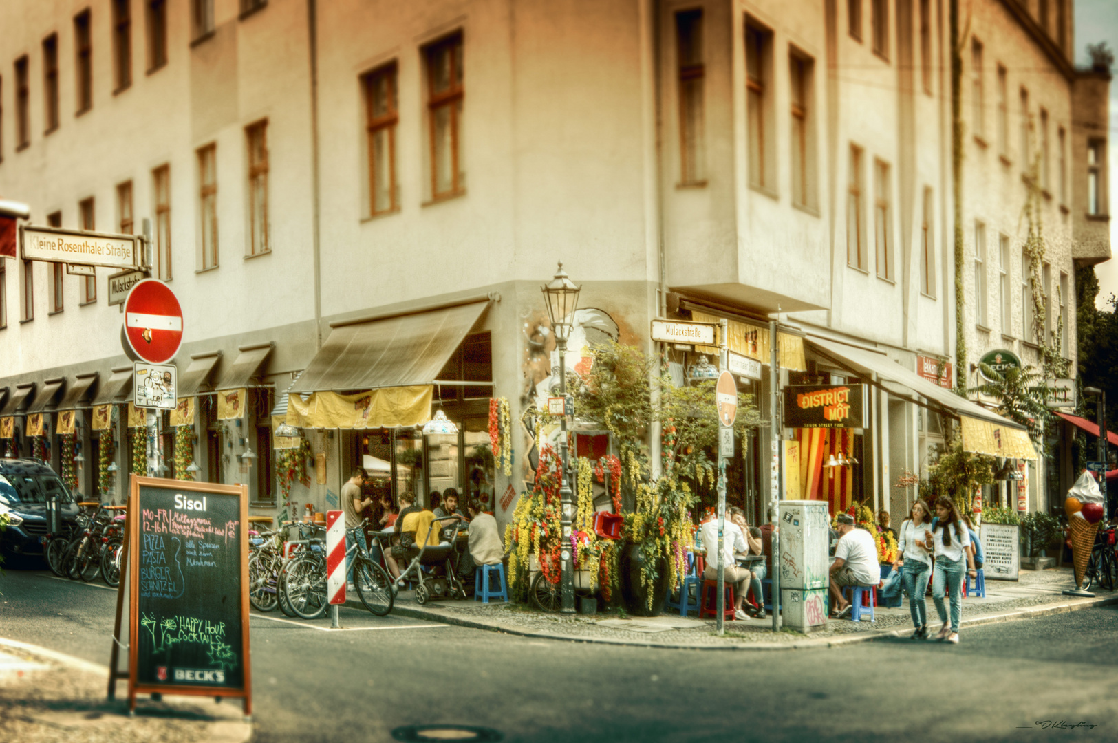 Kleine Rosenthaler- Ecke Mulackstraße