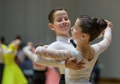 Kleine Serie der Kinder bei der GOC 2022 im Standardtanz